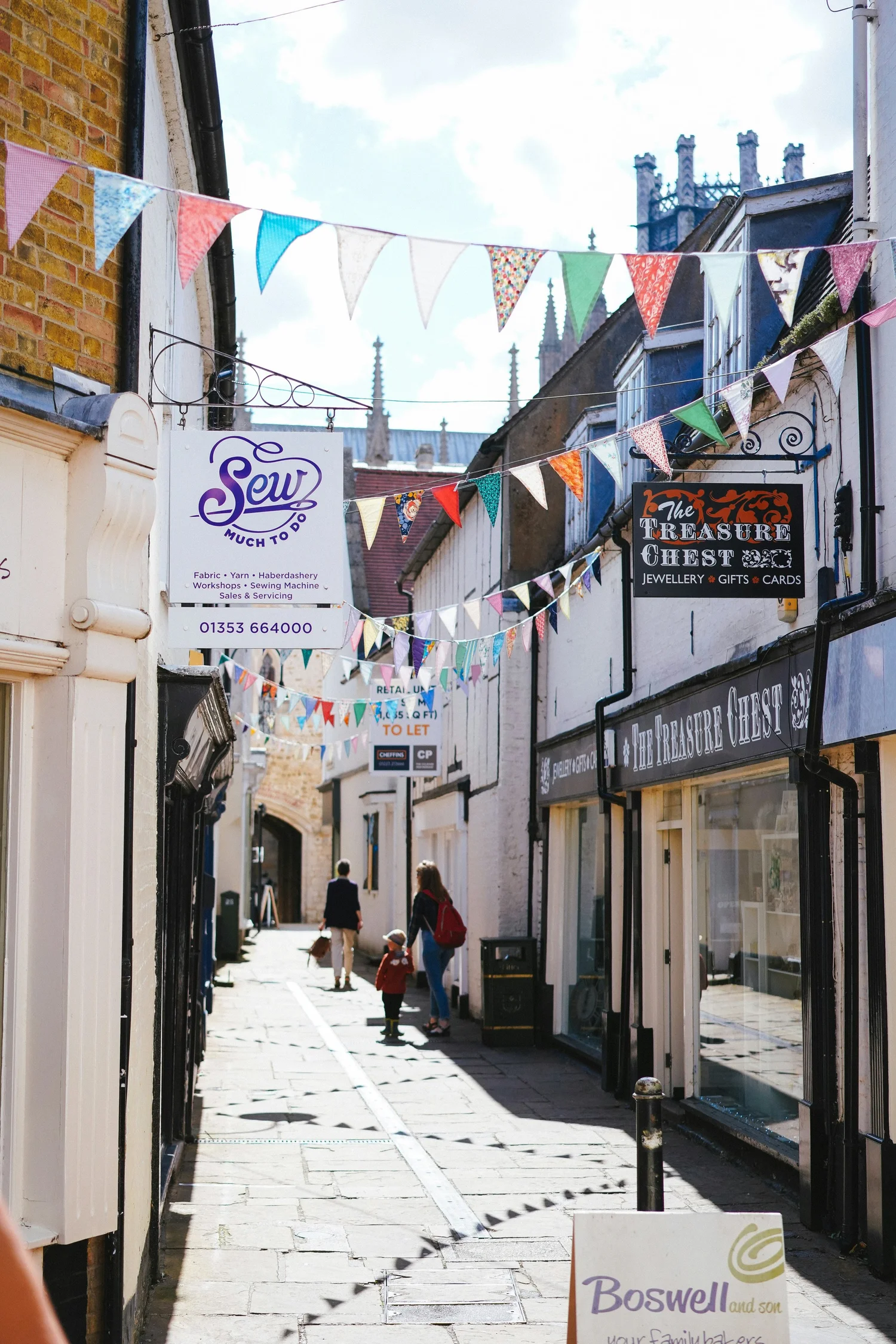 Collaborating storefronts creating a buzz on the high street.